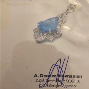 Pendant with blue topaz